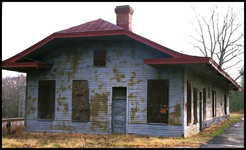 Crawfordville depot, front view, February 2003