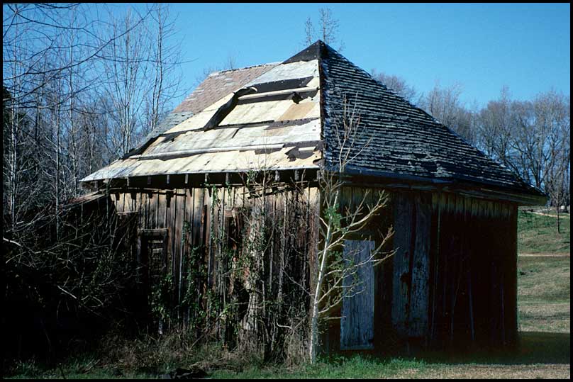 Macon & Birmingham RR depot at Thunder in Upson County, ca. 2001