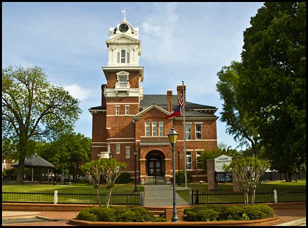 Old courthouse at Lawrenceville